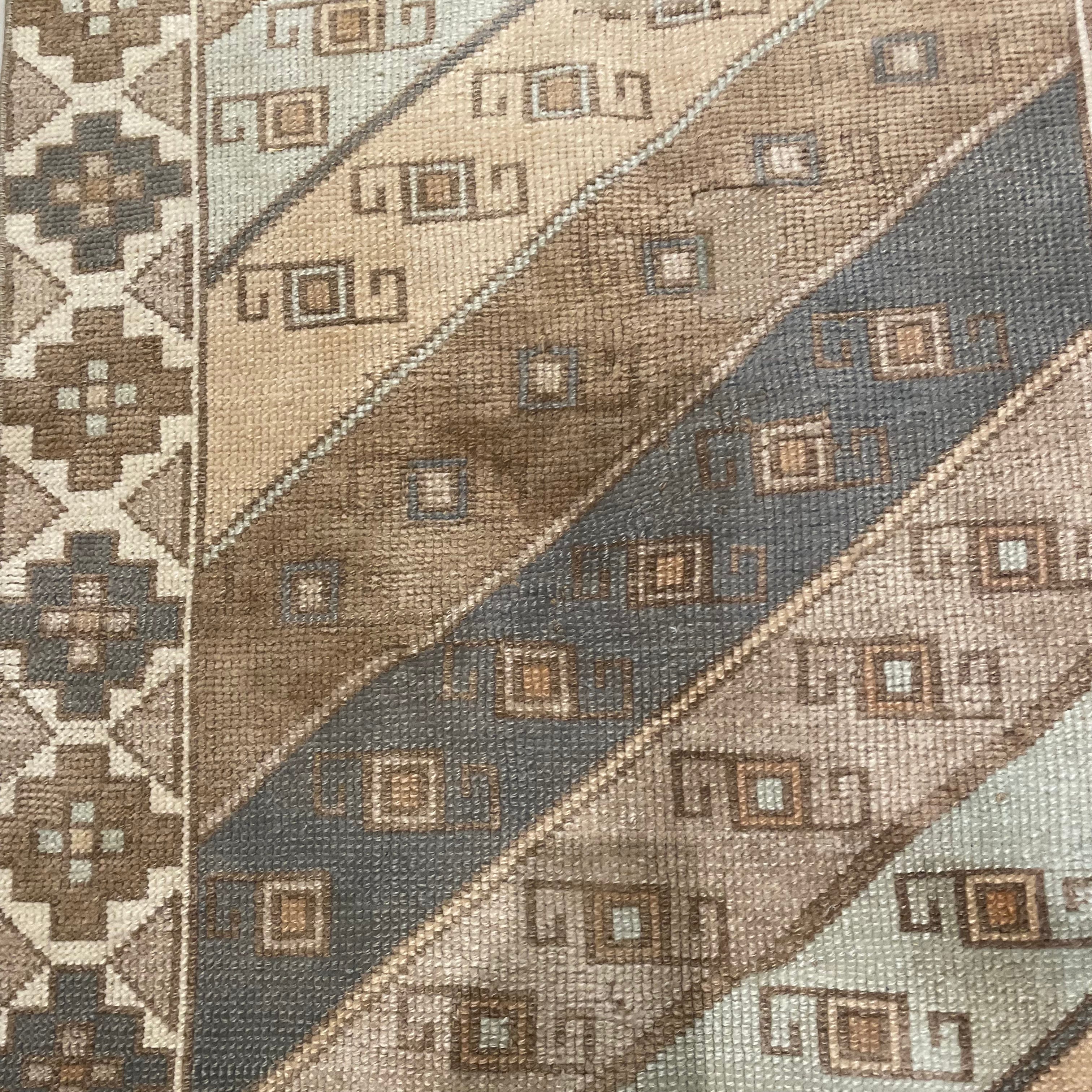 Vintage Multi Beige / Cream /Blue Turkish Oushak Rug