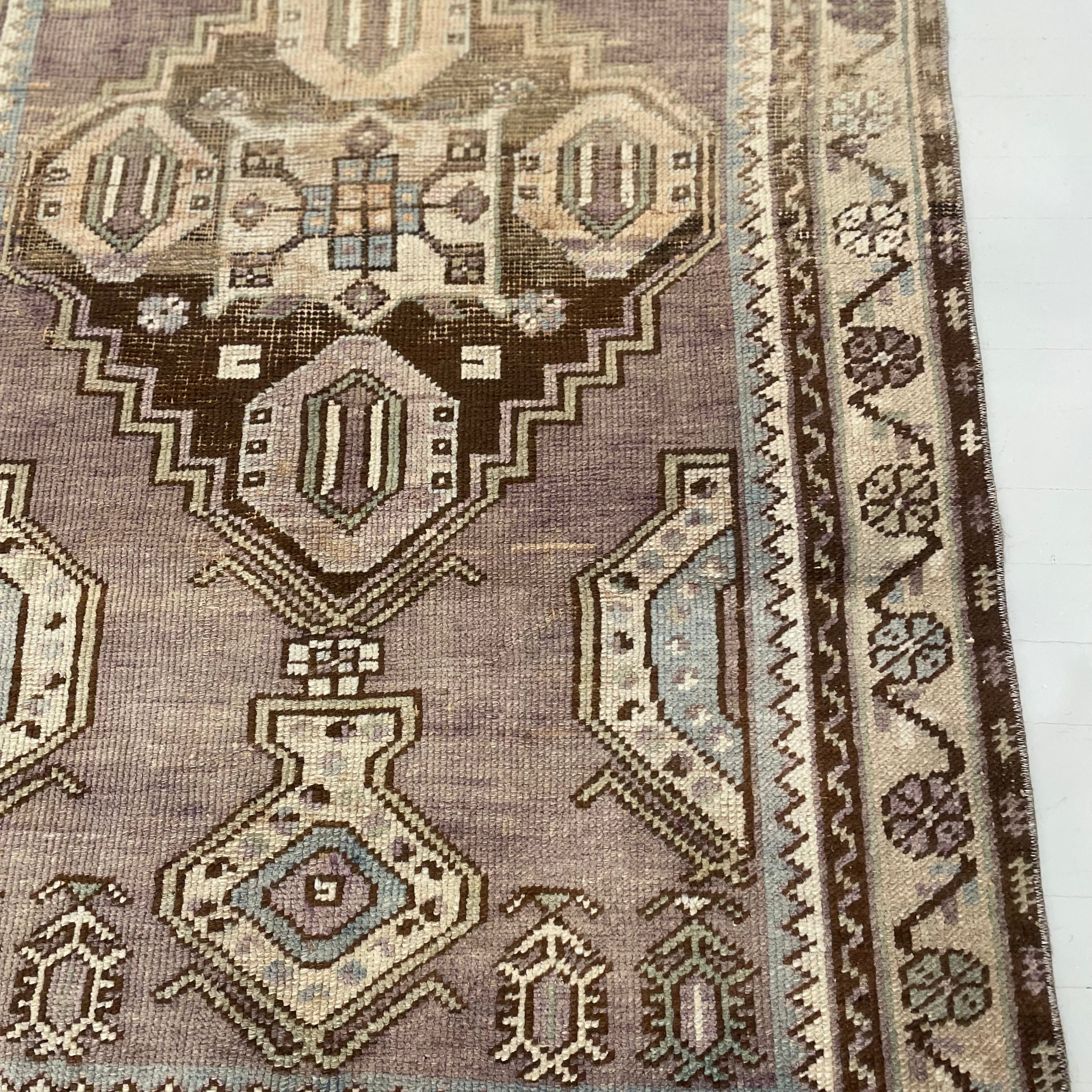 Vintage Multi Red / Blue / Beige Oushak Rug