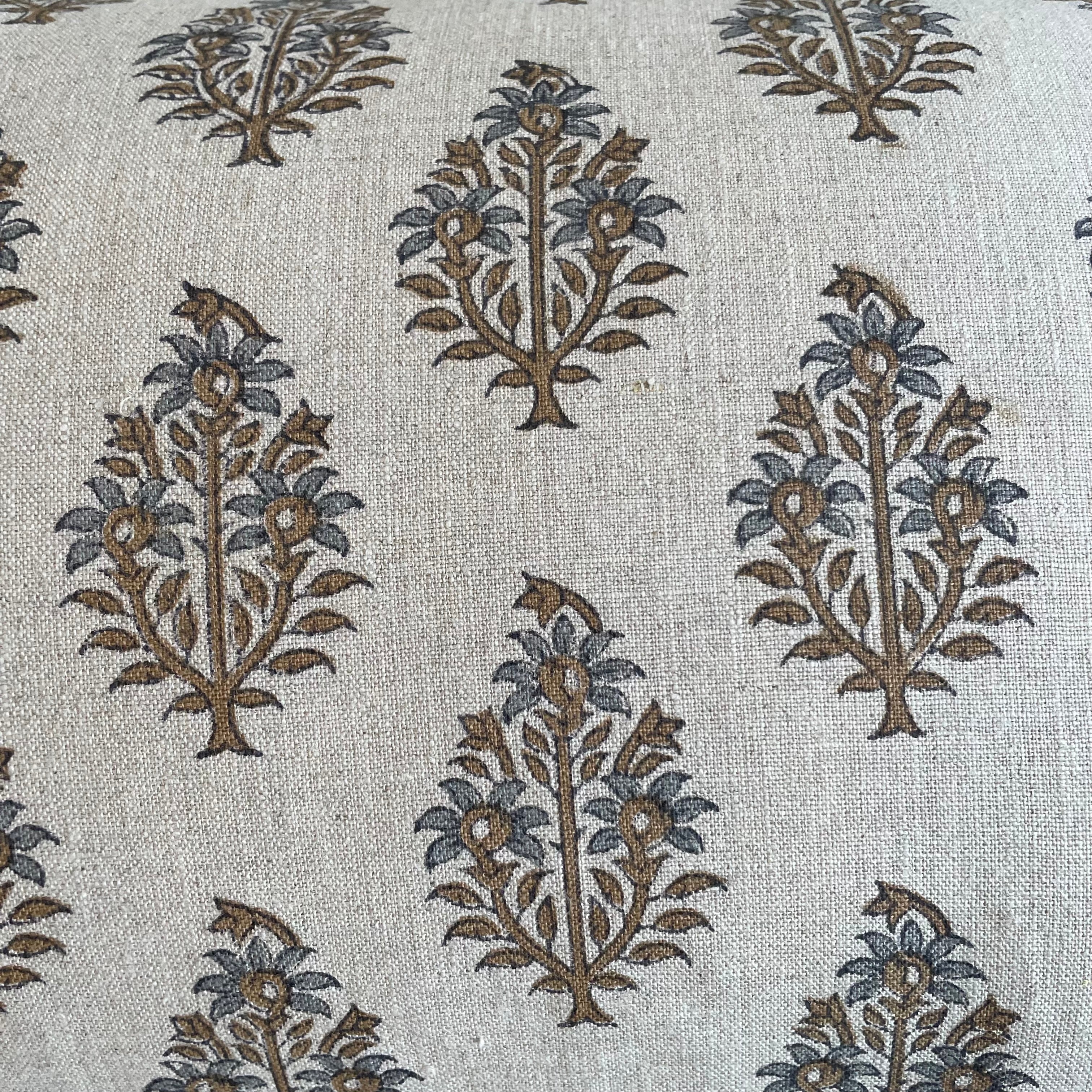 Monrovia Sahara Motif Natural Pillow 14' x 22'