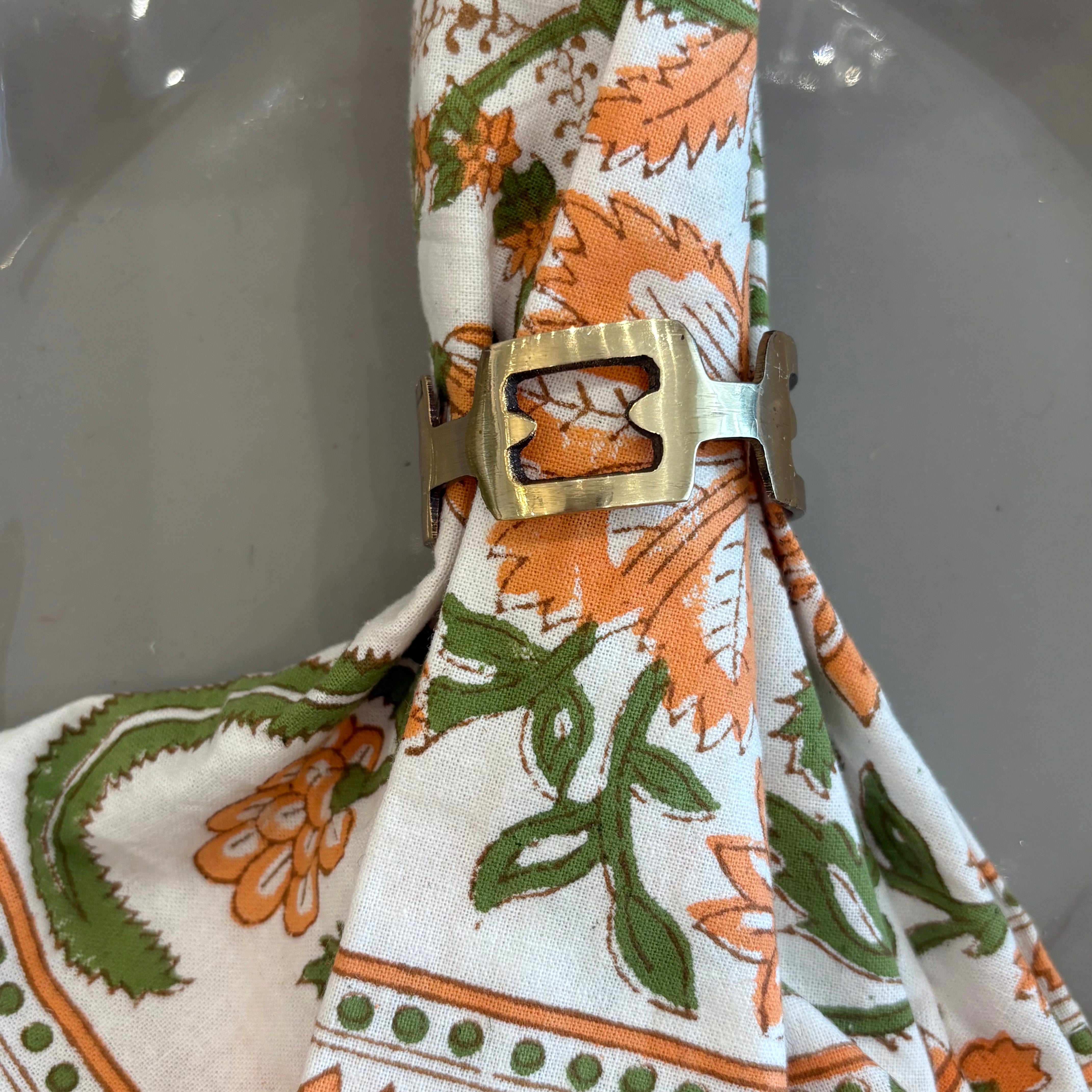 Set of 4 Brass Chain Shape Napkin Rings with Leather Tie