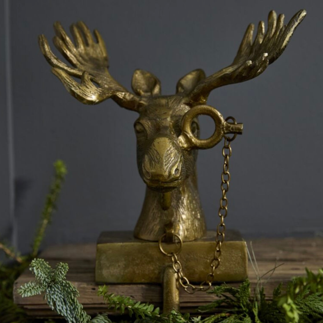 E & E Eugene Gold Stocking Holder