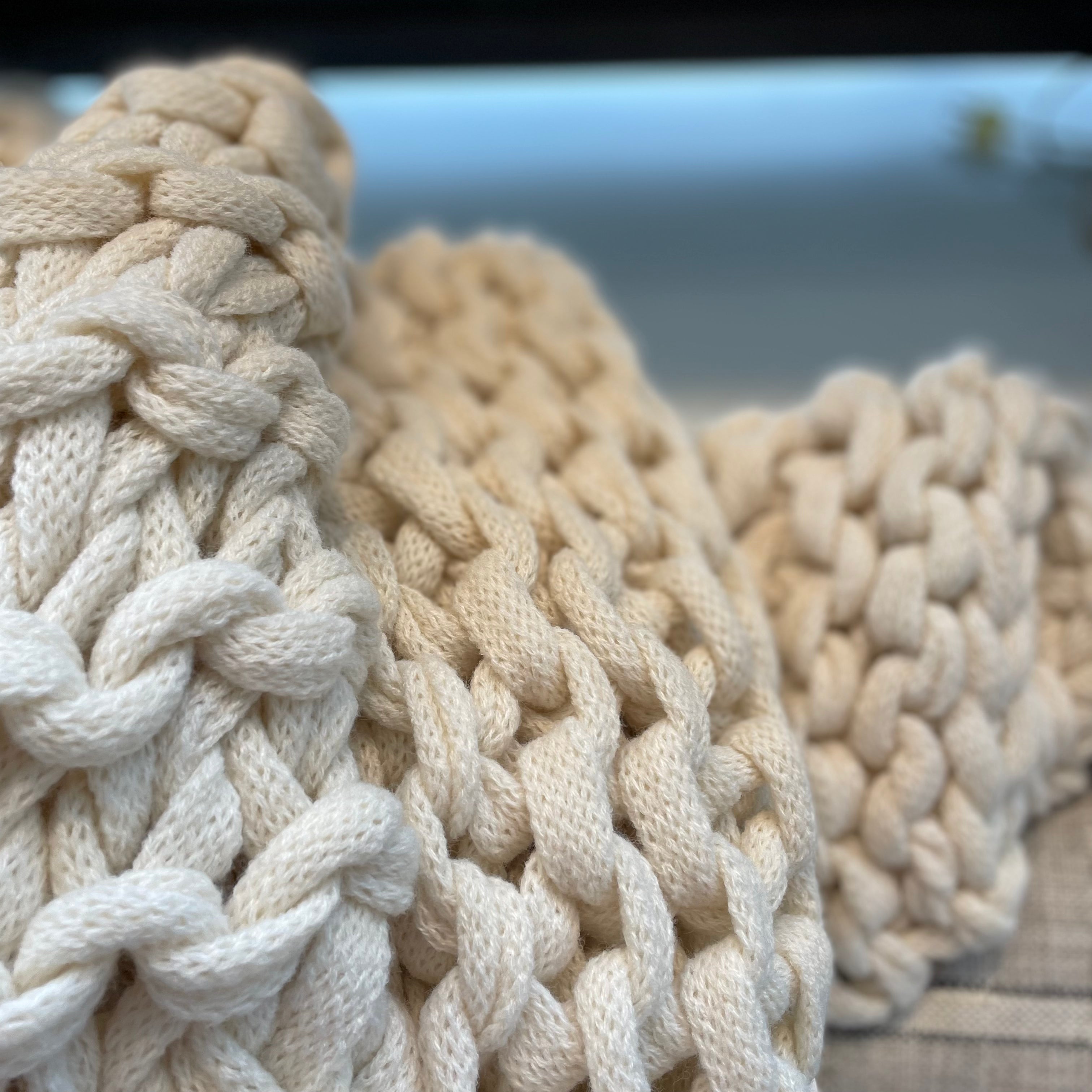 Chunky Throw - Antique White