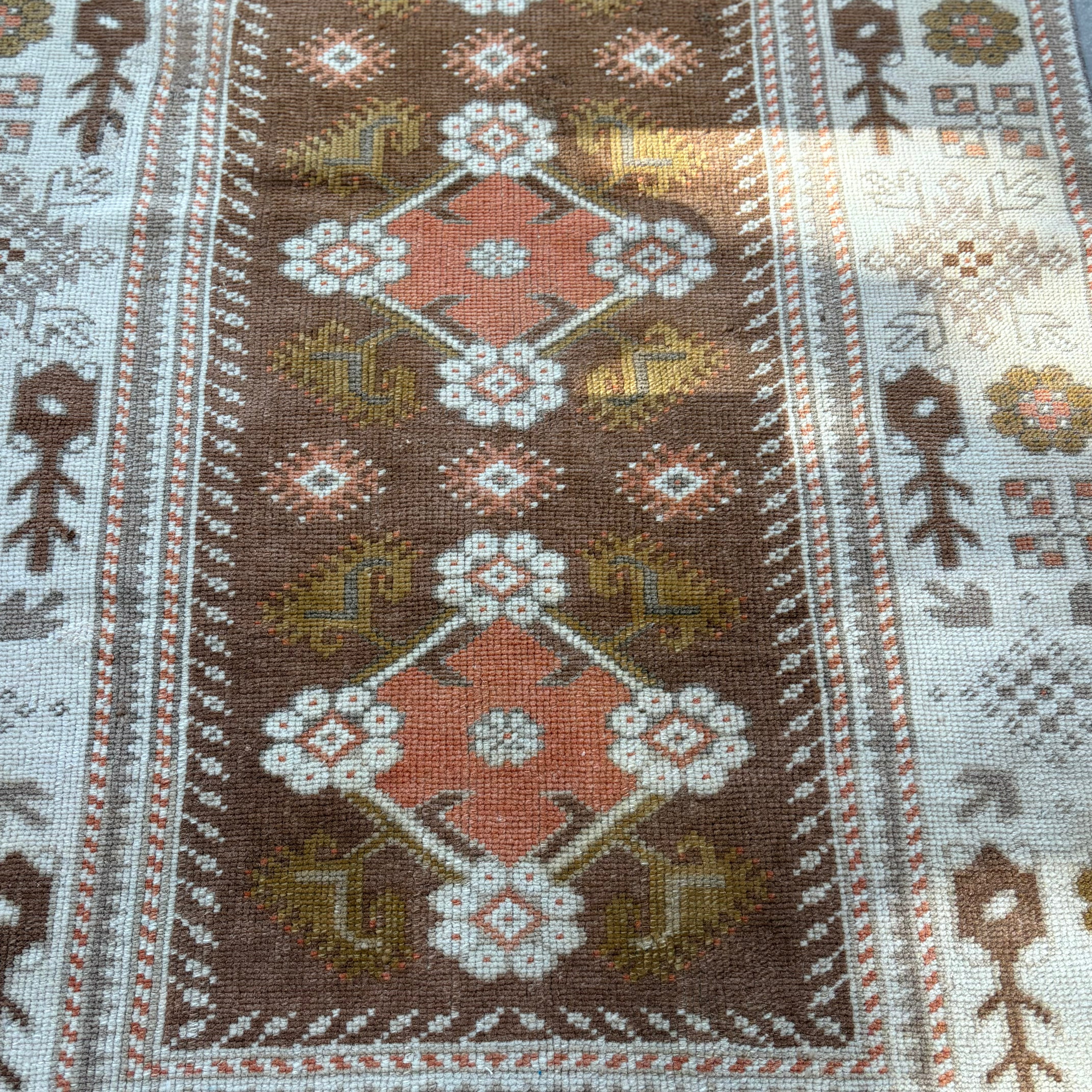 Vintage Cream / Brown / Orange Oushak Rug