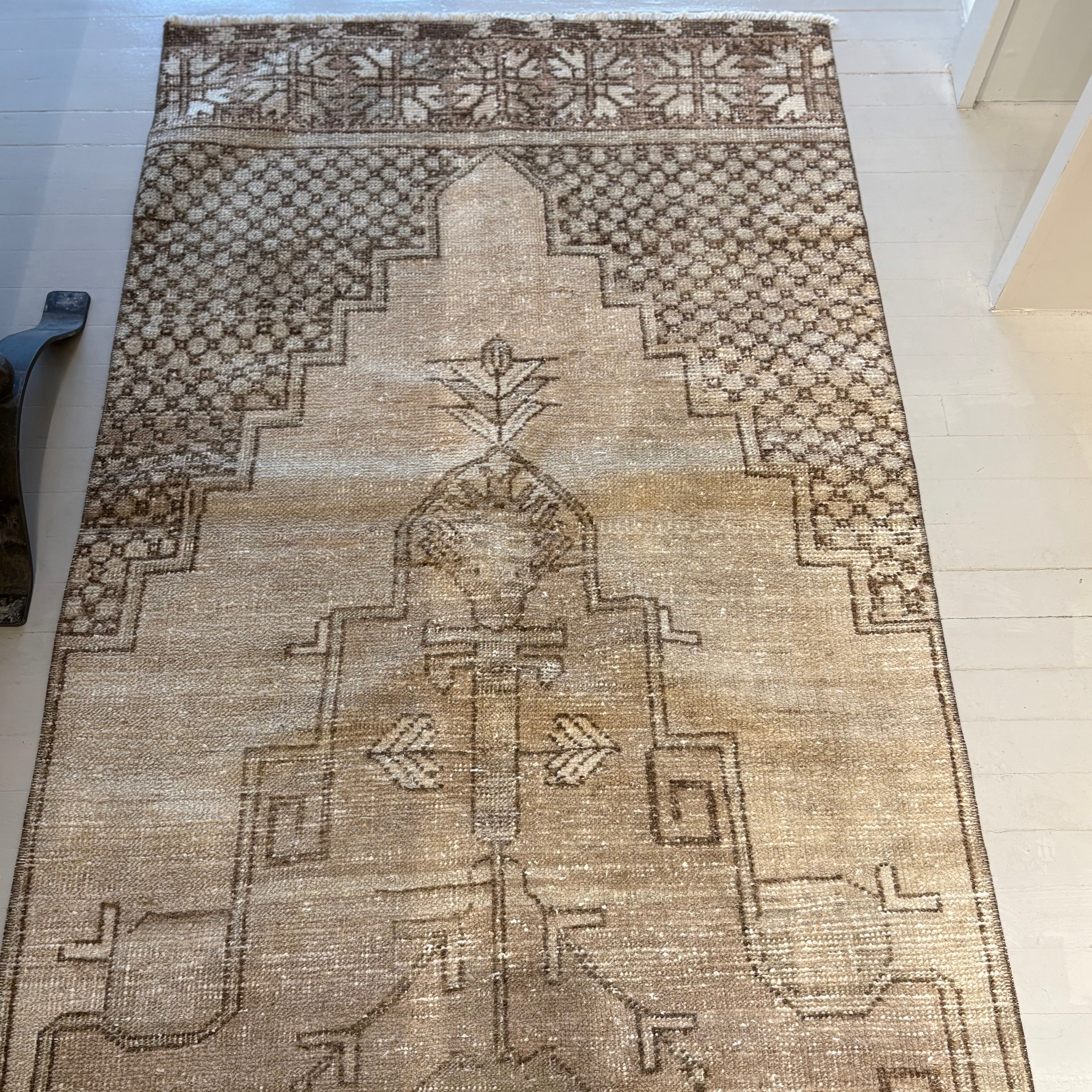 Vintage Neutral Beige / Brown / Cream Oushak Runner