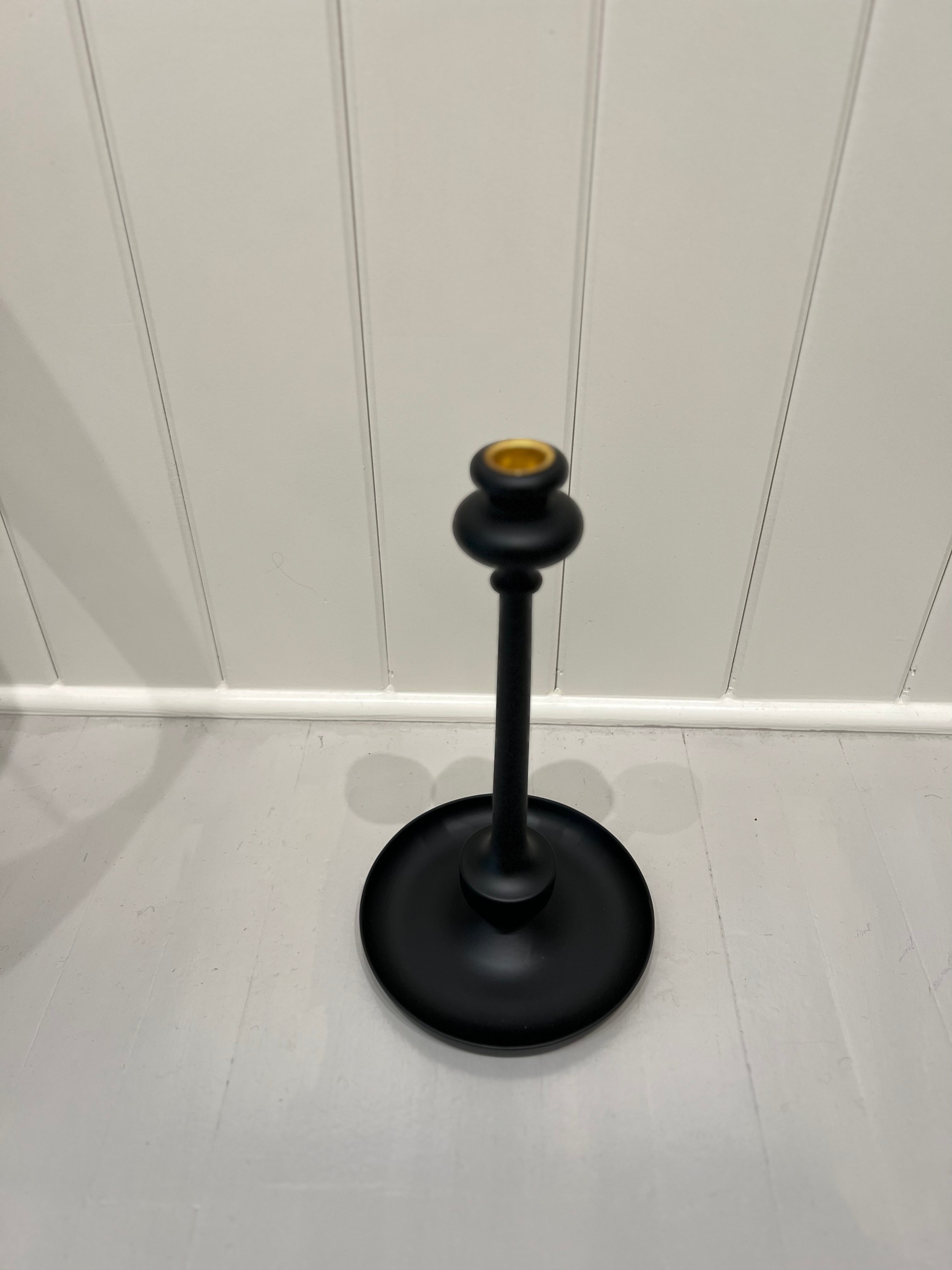 Ebony Candlestick with Hurricane